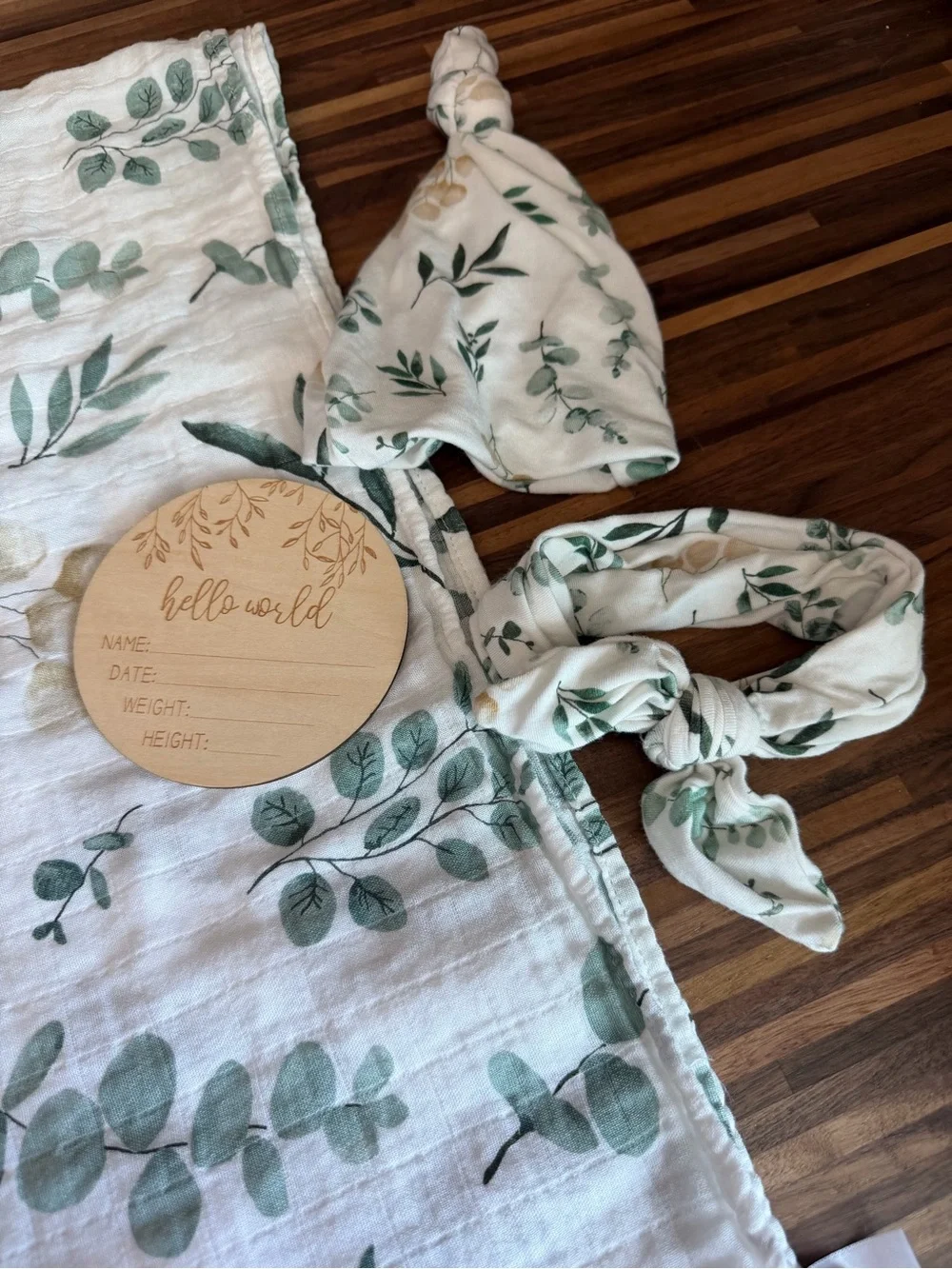 Botanical Muslin Swaddle Blanket - Green & Cream Leaf Print